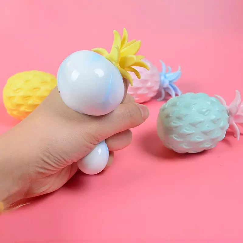 Pineapple sensory tool
