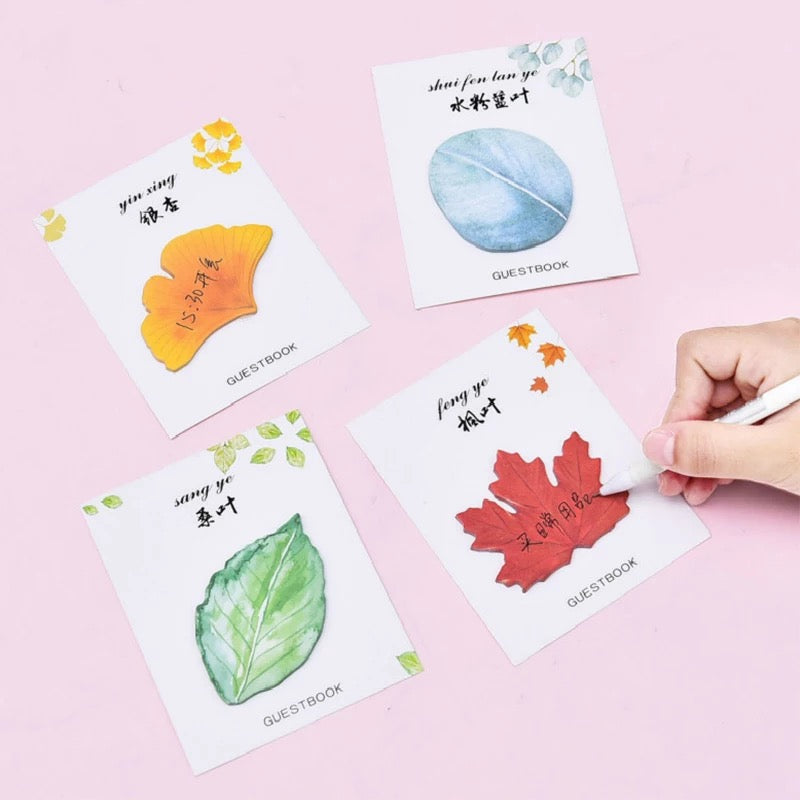 Autumn leaves sticky notes